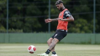 A dois dias da estreia, Ferj muda regra do Carioca e Botafogo se d&aacute; bem