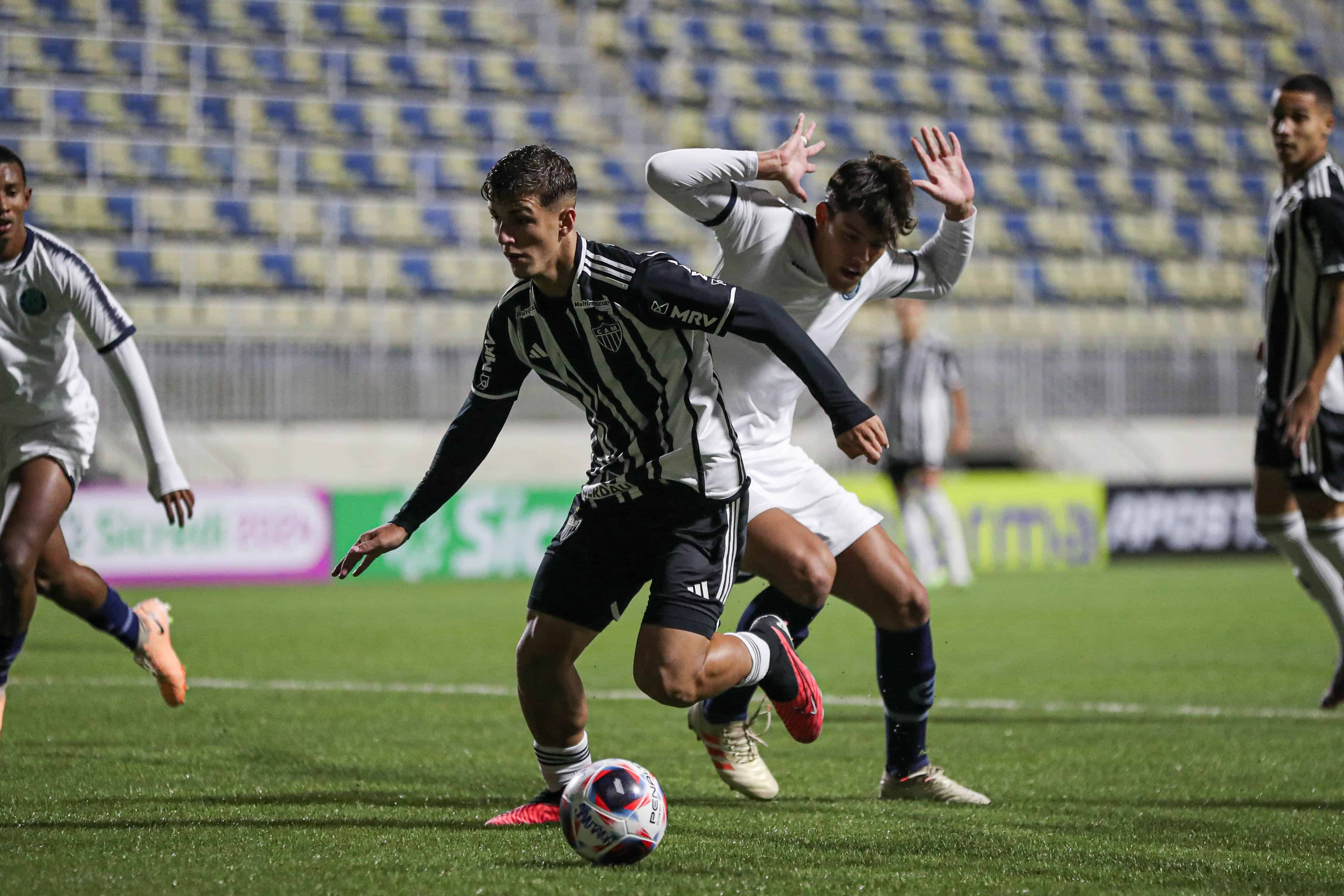 Nova queda precoce do Atl&eacute;tico-MG na Copinha ainda &eacute; reflexo de um p&eacute;ssimo trabalho de base