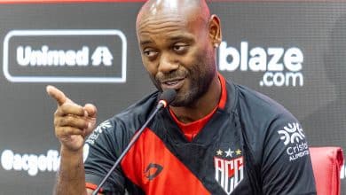 O (artilheiro do) amor &eacute; eterno: o que motiva Vagner Love a jogar pelo Atl&eacute;tico-GO no auge de seus 39 anos?