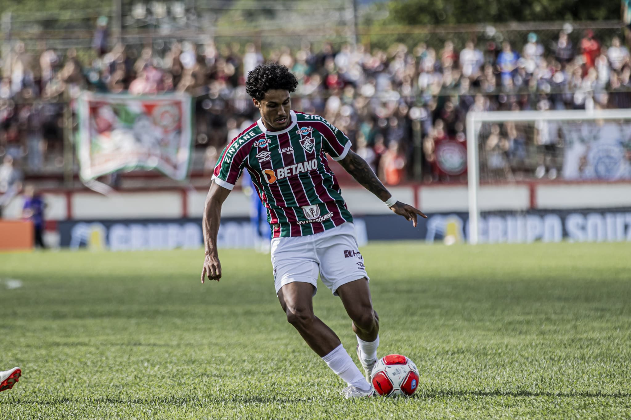 Cris Silva n&atilde;o justificou op&ccedil;&atilde;o de Marc&atilde;o em lhe dar titularidade em in&iacute;cio de 2024 no Fluminense - Foto: Lucas Mer&ccedil;on/Fluminense FC