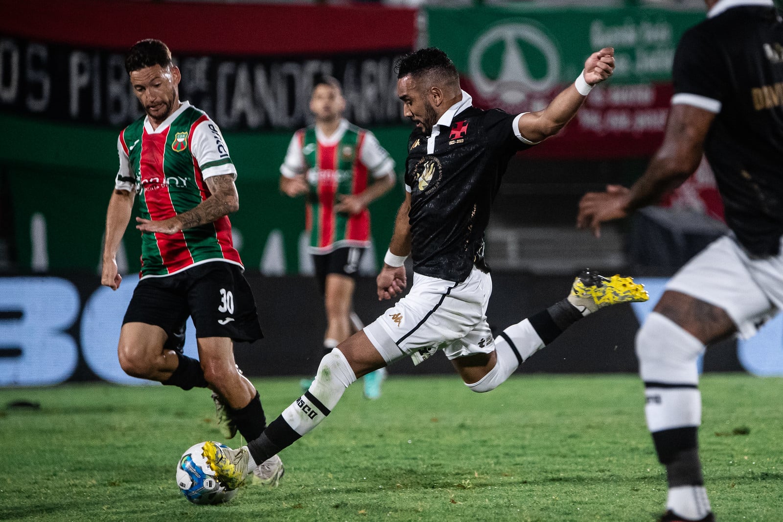 Ainda sem tantas contrata&ccedil;&otilde;es, Payet em boa forma &eacute; o melhor refor&ccedil;o do Vasco para 2024