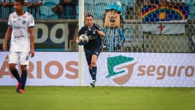 Marches&iacute;n mostra boas credenciais em estreia pelo Gr&ecirc;mio, apesar de falha no final