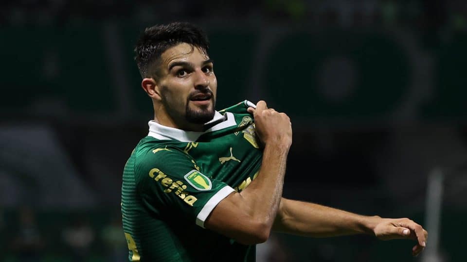 Abel repete lógica que já deu certo no Palmeiras e, sem Endrick e reforços, acha dupla de ataque