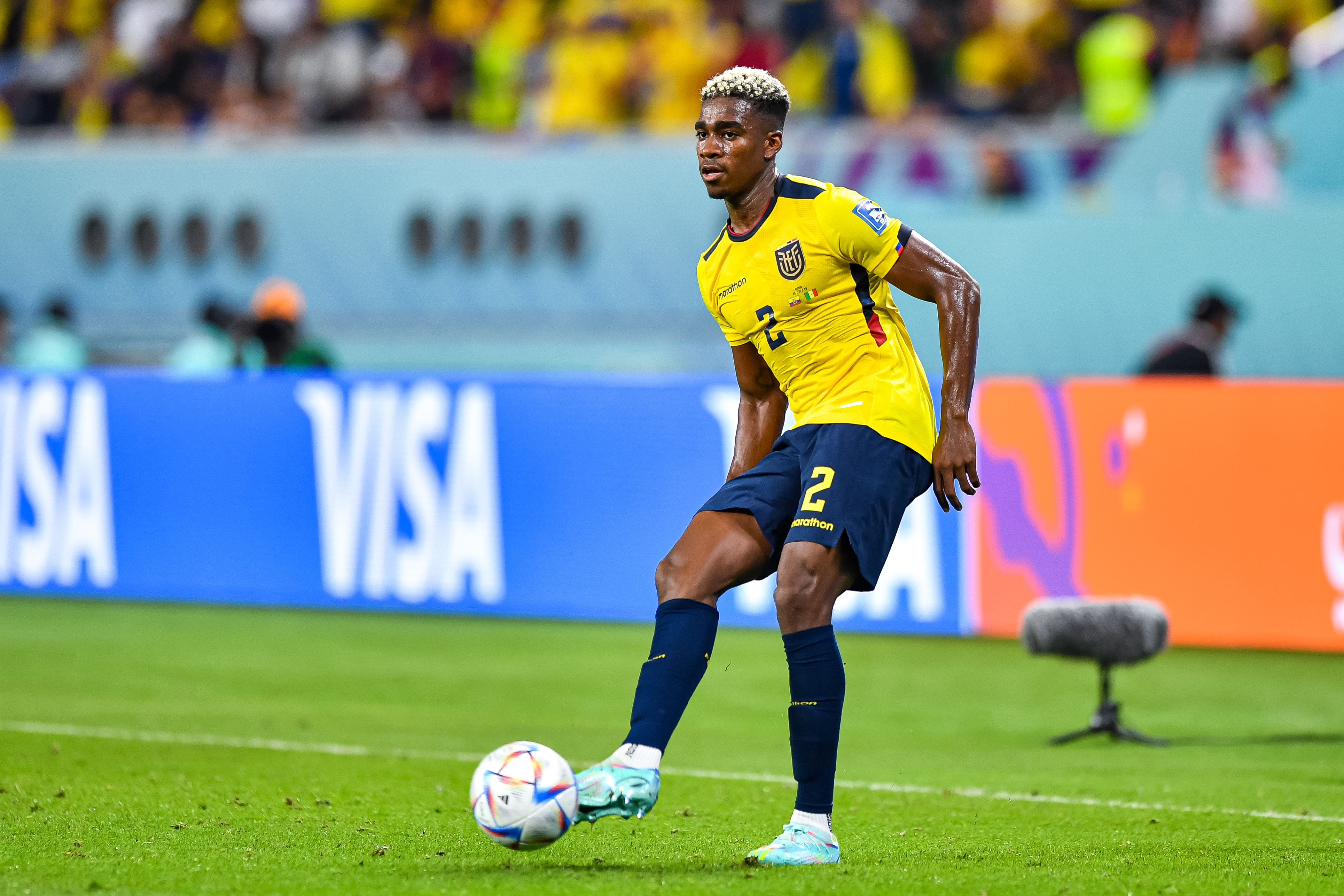 Como joga F&eacute;lix Torres, novo zagueiro do Corinthians?