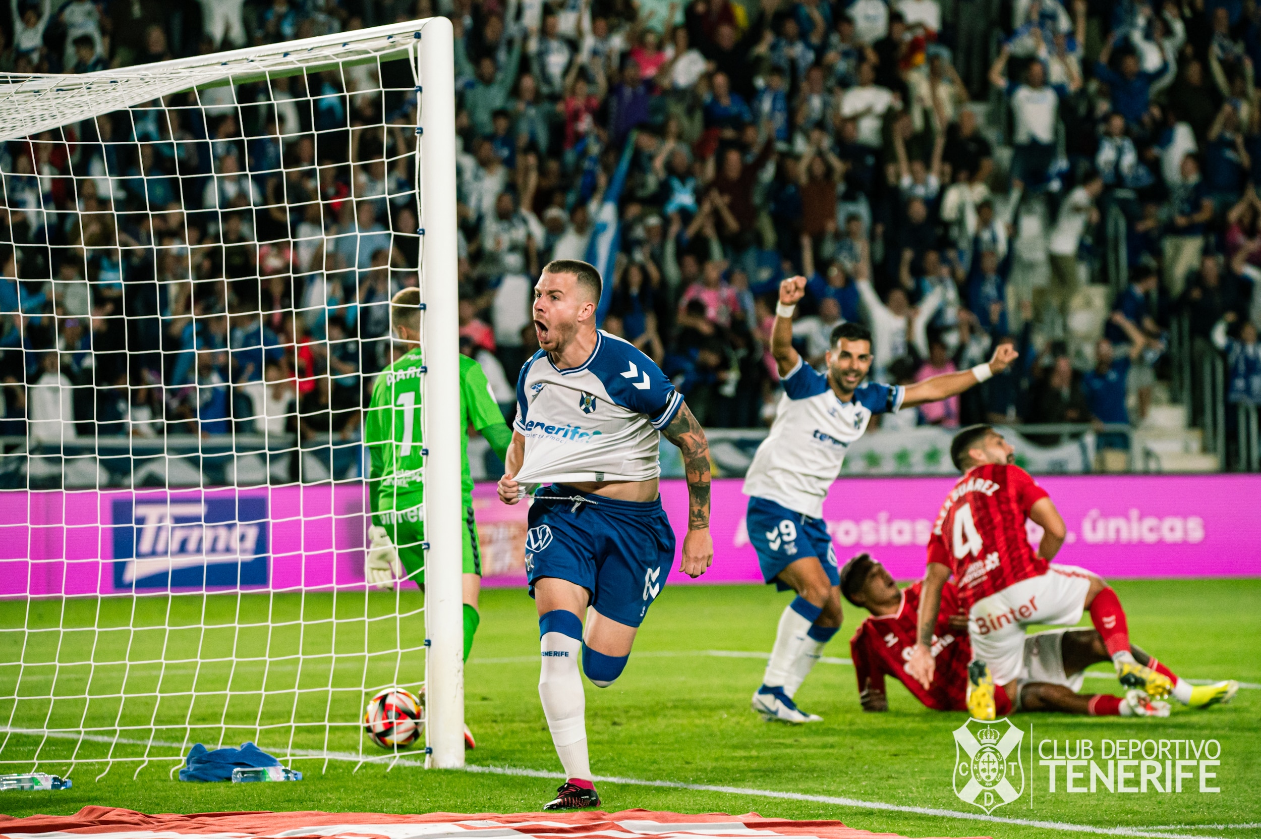 Tenerife domina reservas do Las Palmas, vence D&eacute;rbi Can&aacute;rio com autoridade e se classifica para as oitavas da Copa do Rei