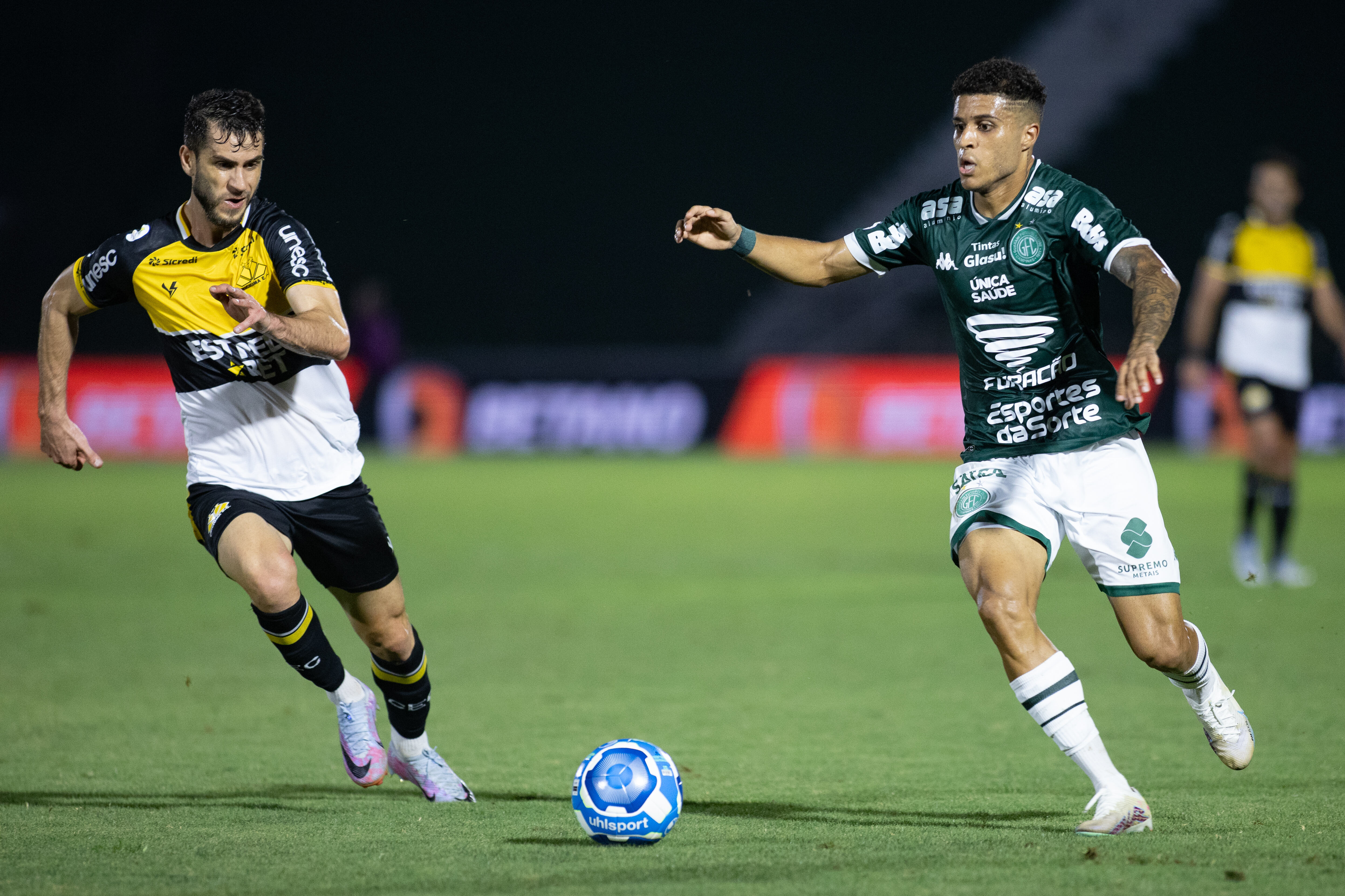 1&deg; advers&aacute;rio do Corinthians em 2024, Guarani apresenta pacot&atilde;o &lsquo;discut&iacute;vel&rsquo; de refor&ccedil;os e preocupa a torcida