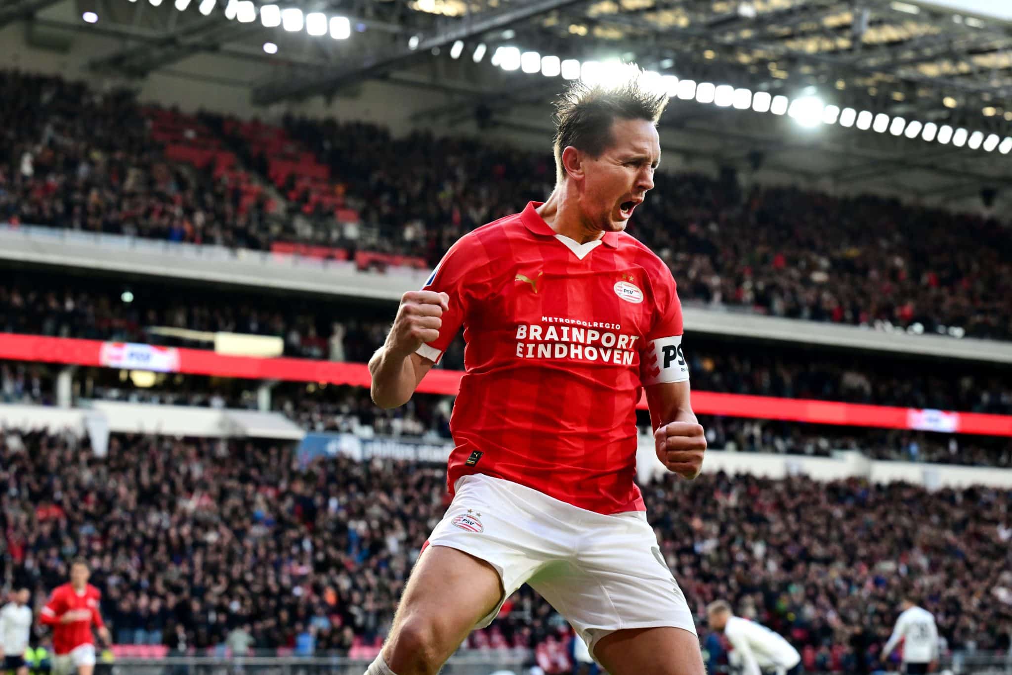 PSV e Ajax voltam a se encontrar ap&oacute;s humilha&ccedil;&atilde;o no 1&ordm; turno