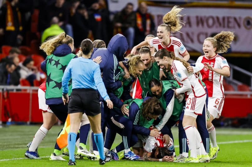 Ajax conquista vaga inédita nas quartas da Champions Feminina com virada histórica sobre a Roma