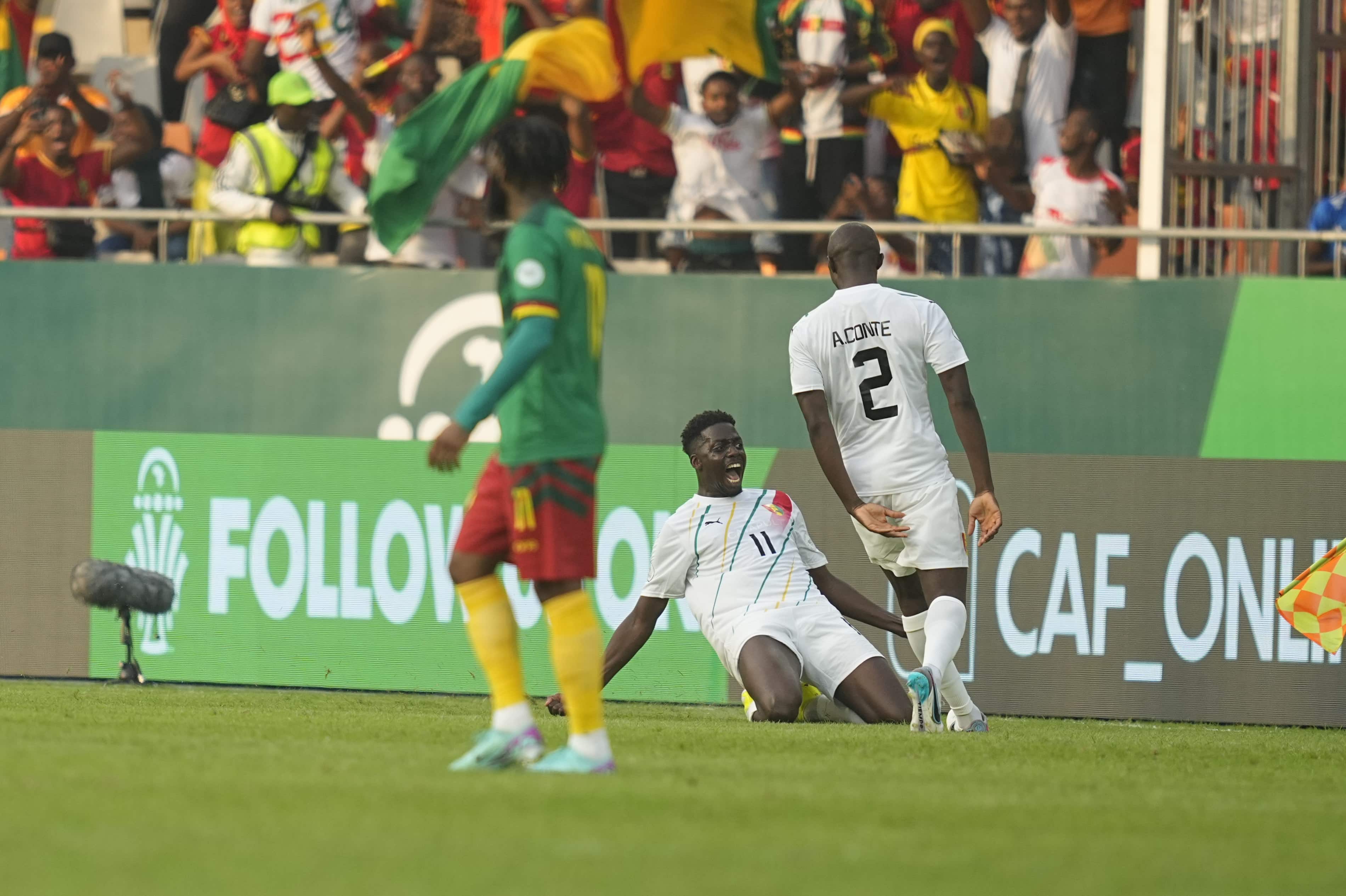 Guin&eacute; conquista empate heroico contra Camar&otilde;es, que perde chance de ouro em estreia da Copa Africana de Na&ccedil;&otilde;es