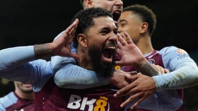 Um na boca do inferno e outro na boca do c&eacute;u: Everton e Aston Villa fazem jogo dos opostos