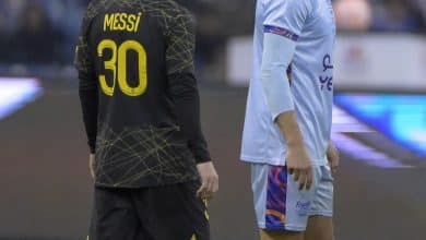 Fim dos duelos de tit&atilde;s? Cristiano Ronaldo fica fora de amistoso contra equipe de Messi