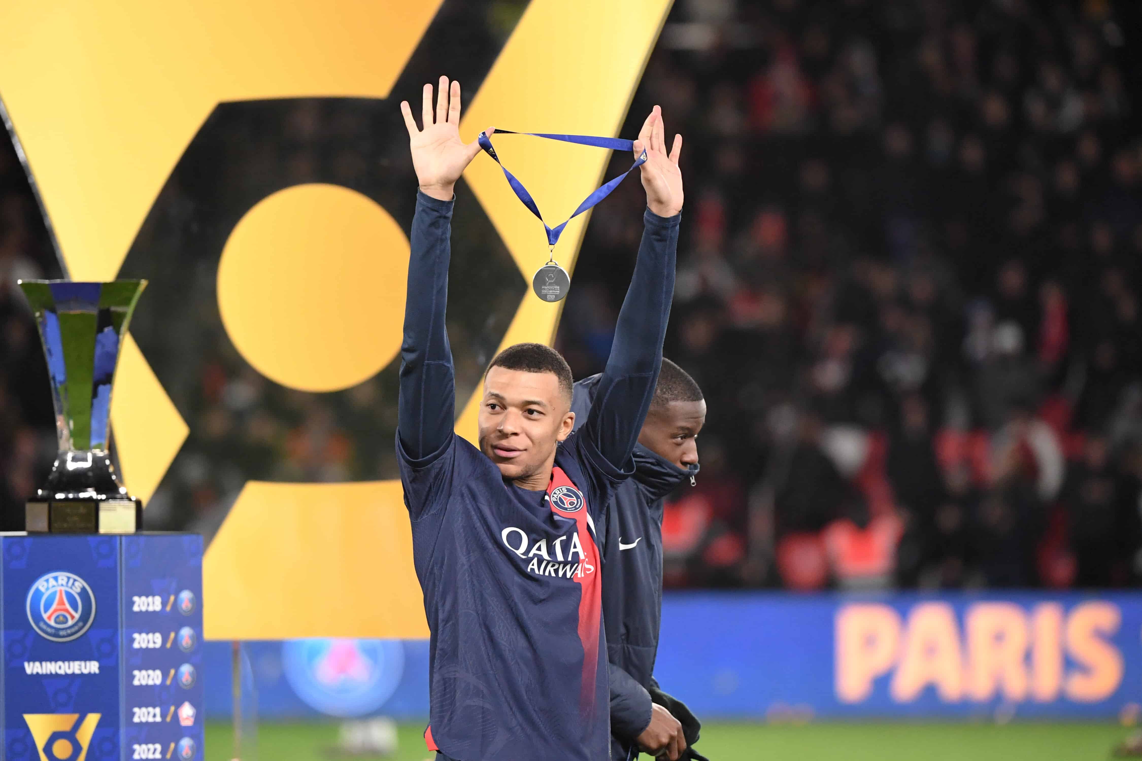 Novela Mbappe ganha novo cap&iacute;tulo: Jogador teria rejeitado o Real Madrid e passa a olhar para a Premier League