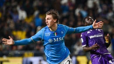 Jovem estrela brilha, Fiorentina desperdi&ccedil;a p&ecirc;nalti e Napoli aguarda Inter ou Lazio na final da Supercopa