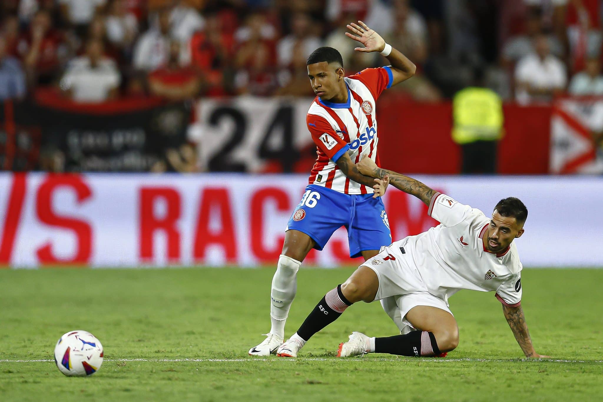 O Girona quer se aproveitar da crise do Sevilla para voltar a vencer em La Liga e pressionar o Real Madrid