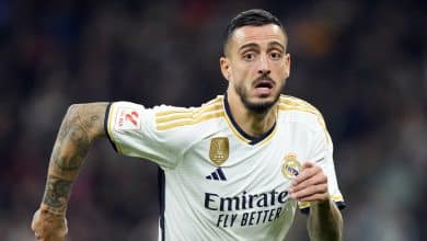 Disse me disse entre Joselu e Alav&eacute;s: jogador cobra 300 mil euros de indeniza&ccedil;&atilde;o; clube nega