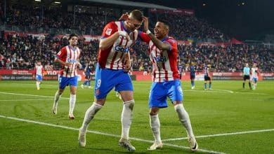 Hat-trick rel&acirc;mpago de Dovbyk em goleada sobre o Sevilla mant&eacute;m o Girona na lideran&ccedil;a de La Liga