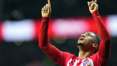 Samuel Lino (de novo) jogou muita bola, o Atl&eacute;tico de Madrid bateu o Valencia e ultrapassou o Barcelona