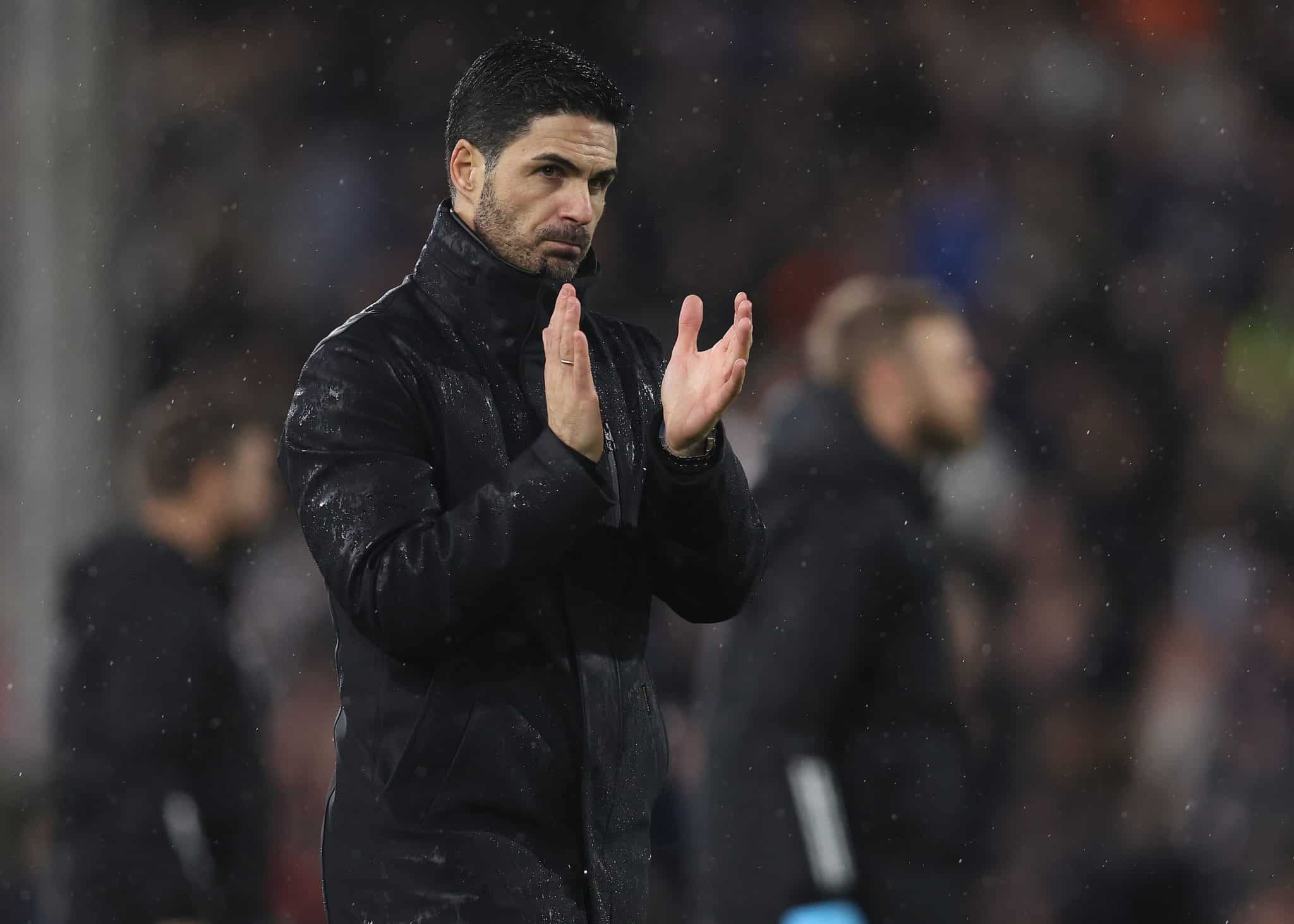 &lsquo;Fake news&rsquo;: Arteta garante perman&ecirc;ncia no Arsenal e ataca imprensa