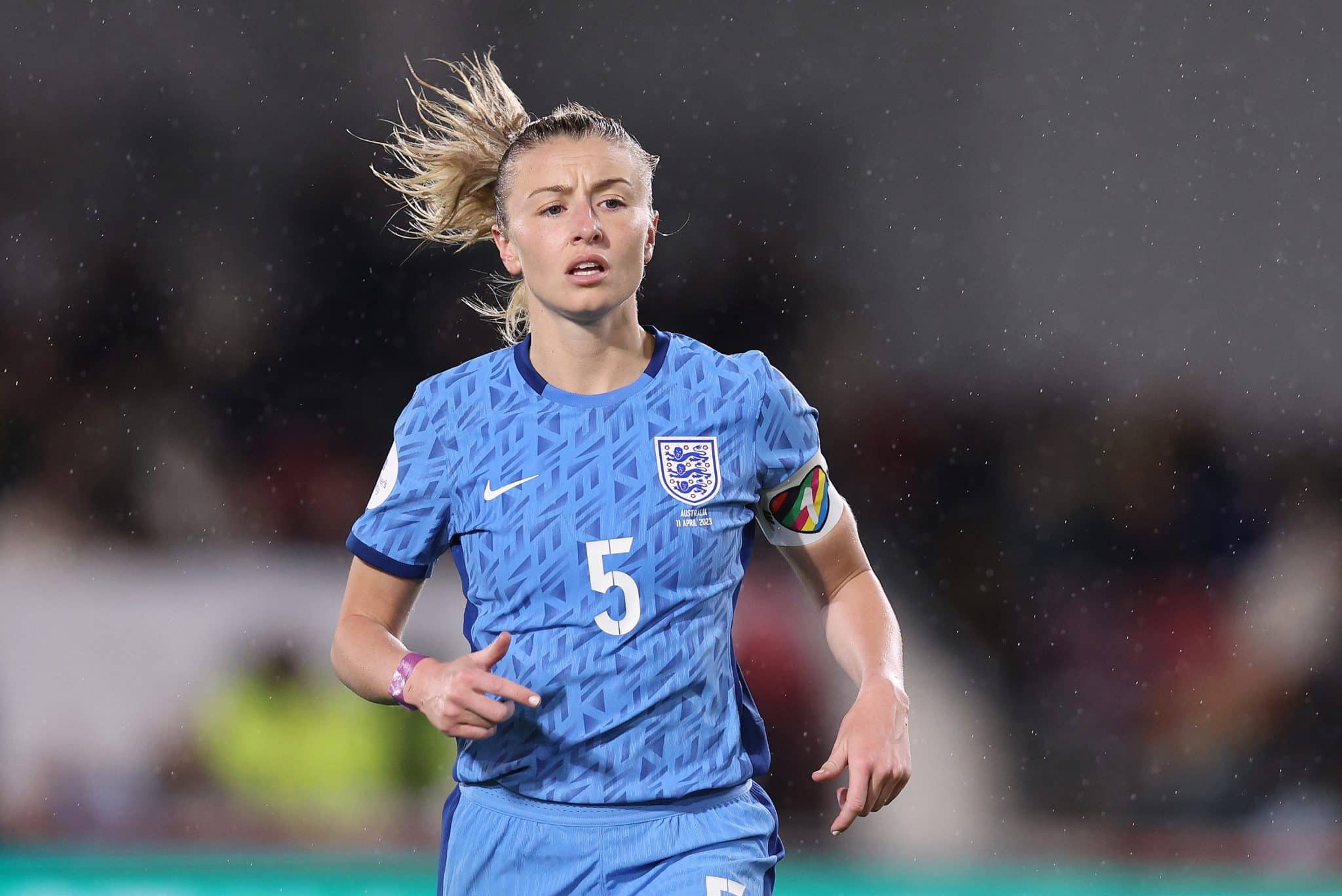 Calend&aacute;rio abarrotado tamb&eacute;m &eacute; um problema no futebol feminino e faz v&iacute;timas do LCA; entenda