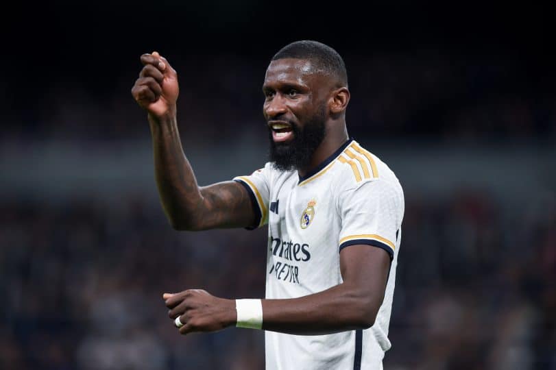 Por que Rüdiger pode levar gancho pesado no Real Madrid