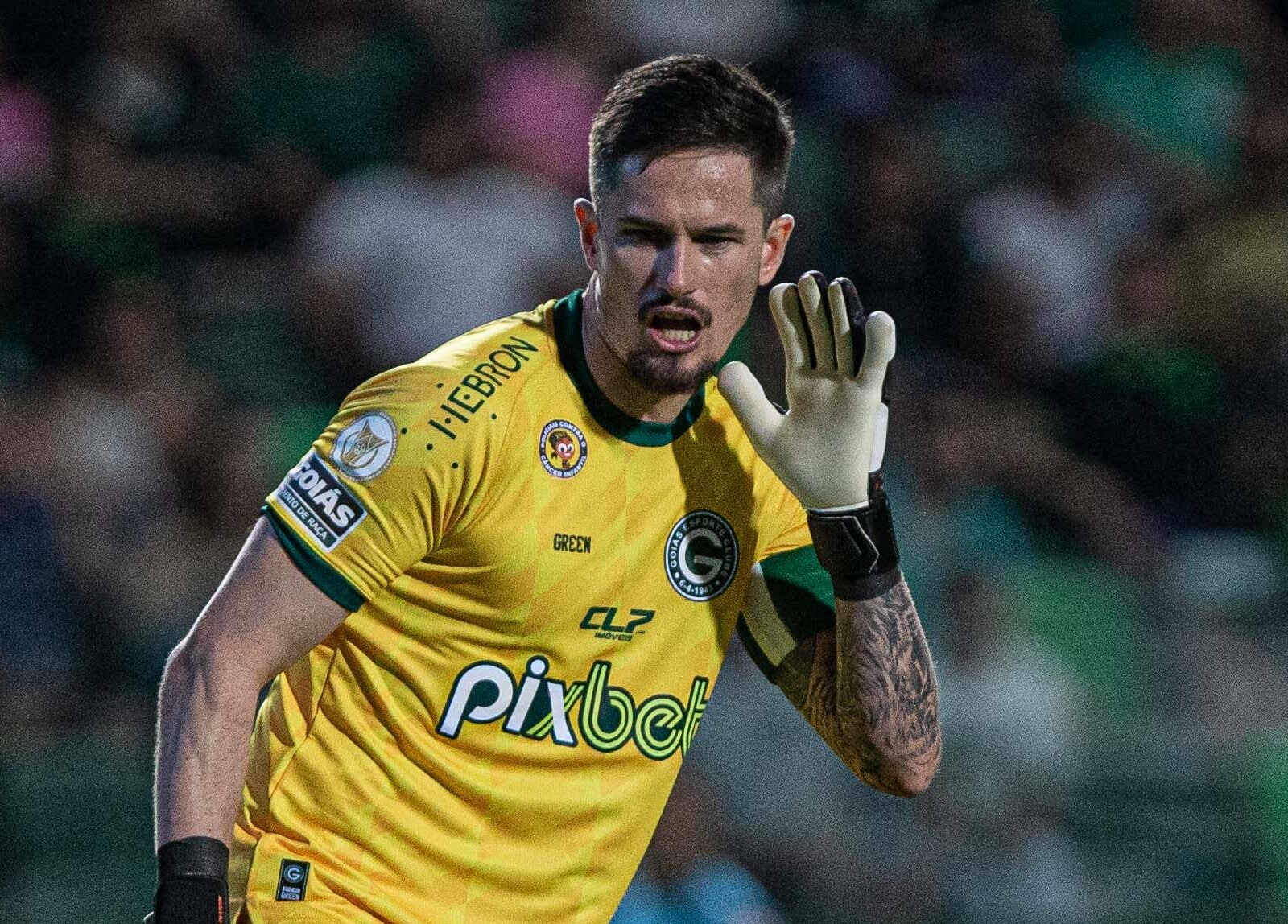 Procurado pelo Santos, Goi&aacute;s quer valor milion&aacute;rio e &agrave; vista por 50% dos direitos econ&ocirc;micos de Tadeu