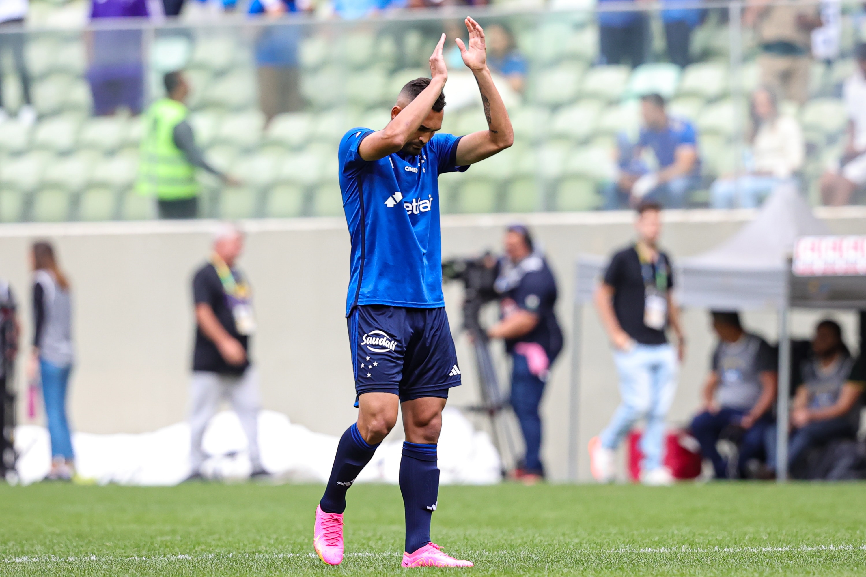 Grande decep&ccedil;&atilde;o em 2023, Gilberto, abre o jogo e tenta justificar p&eacute;ssimo ano no Cruzeiro