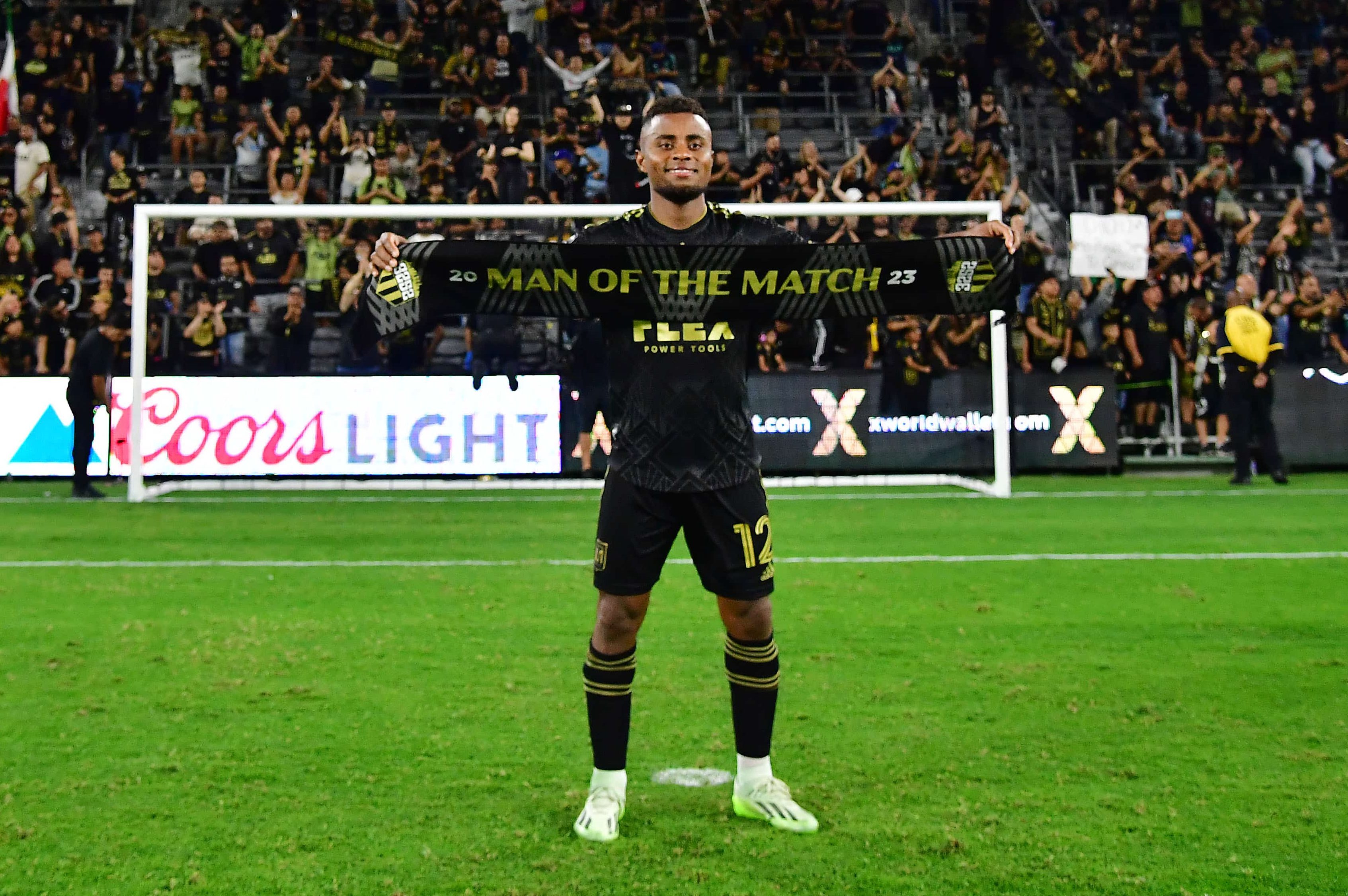 Como joga Diego Palacios, novo lateral do Corinthians?