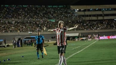 Ap&oacute;s interesses de Botafogo e Corinthians, Rollheiser finalmente decide onde vai jogar em 2024