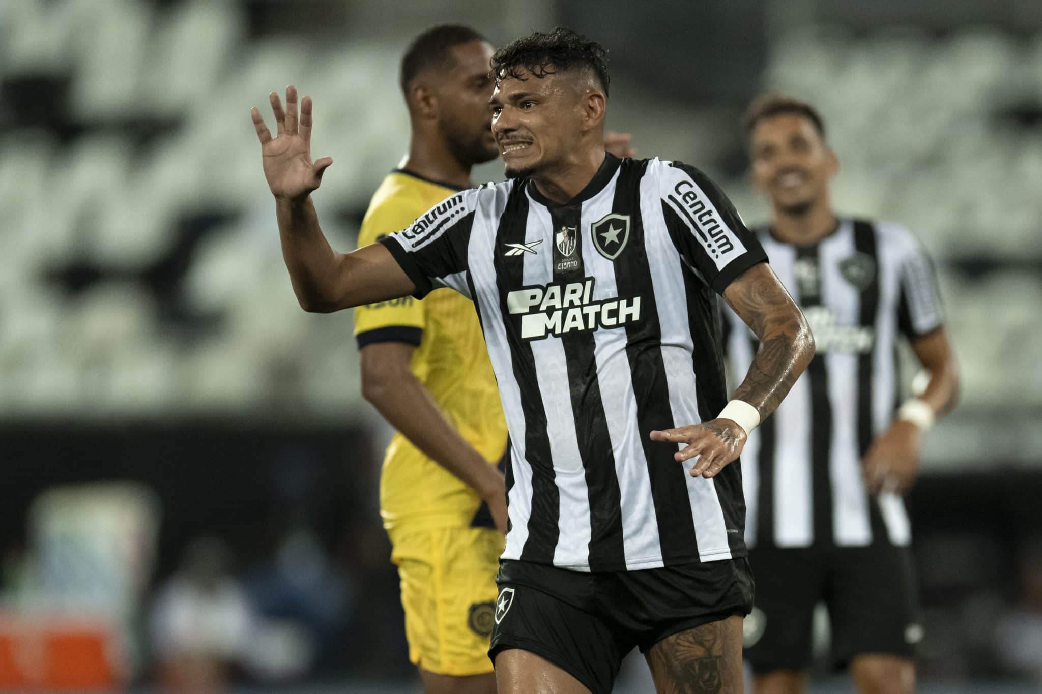 Fantasma de 2023 ainda atormenta o Botafogo, que tenta tratar o assunto como &lsquo;p&aacute;gina virada&rsquo;