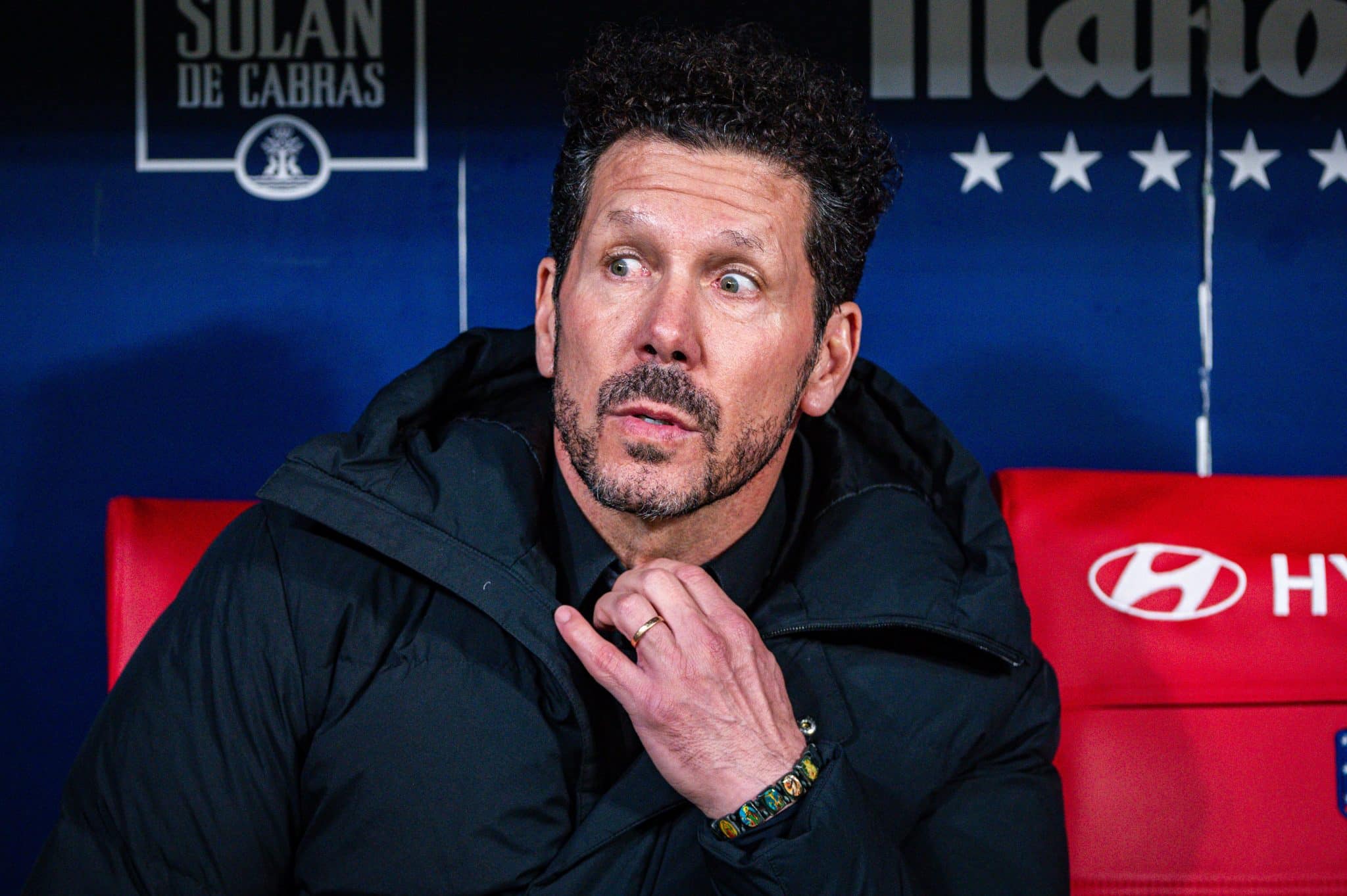 Olhando de cima, o Atl&eacute;tico de Madrid quer estragar o sonho europeu do Valencia