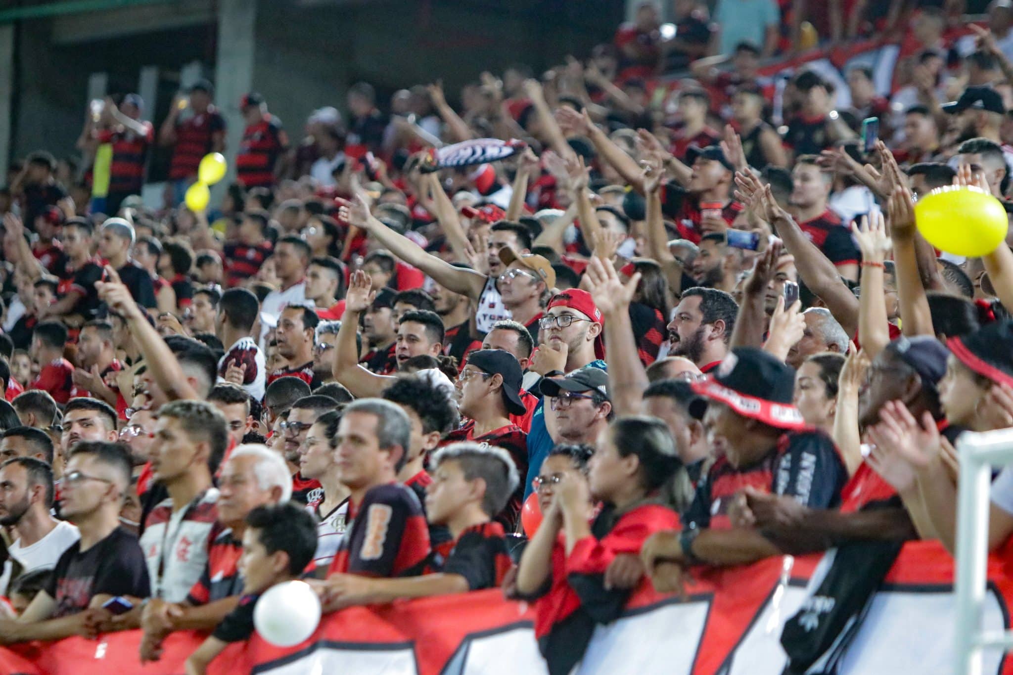 Torcida rouba a cena em s&aacute;bado que mostrou o tamanho do desafio de Tite no Flamengo