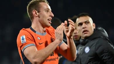Internazionale sofre, mas vence a Fiorentina fora de casa e &eacute; l&iacute;der da S&eacute;rie A mesmo com um jogo a menos