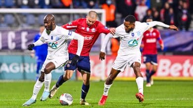 &lsquo;Ele imitou o bigode do Hitler&rsquo;: relatos escancaram racismo em jogo do Lille