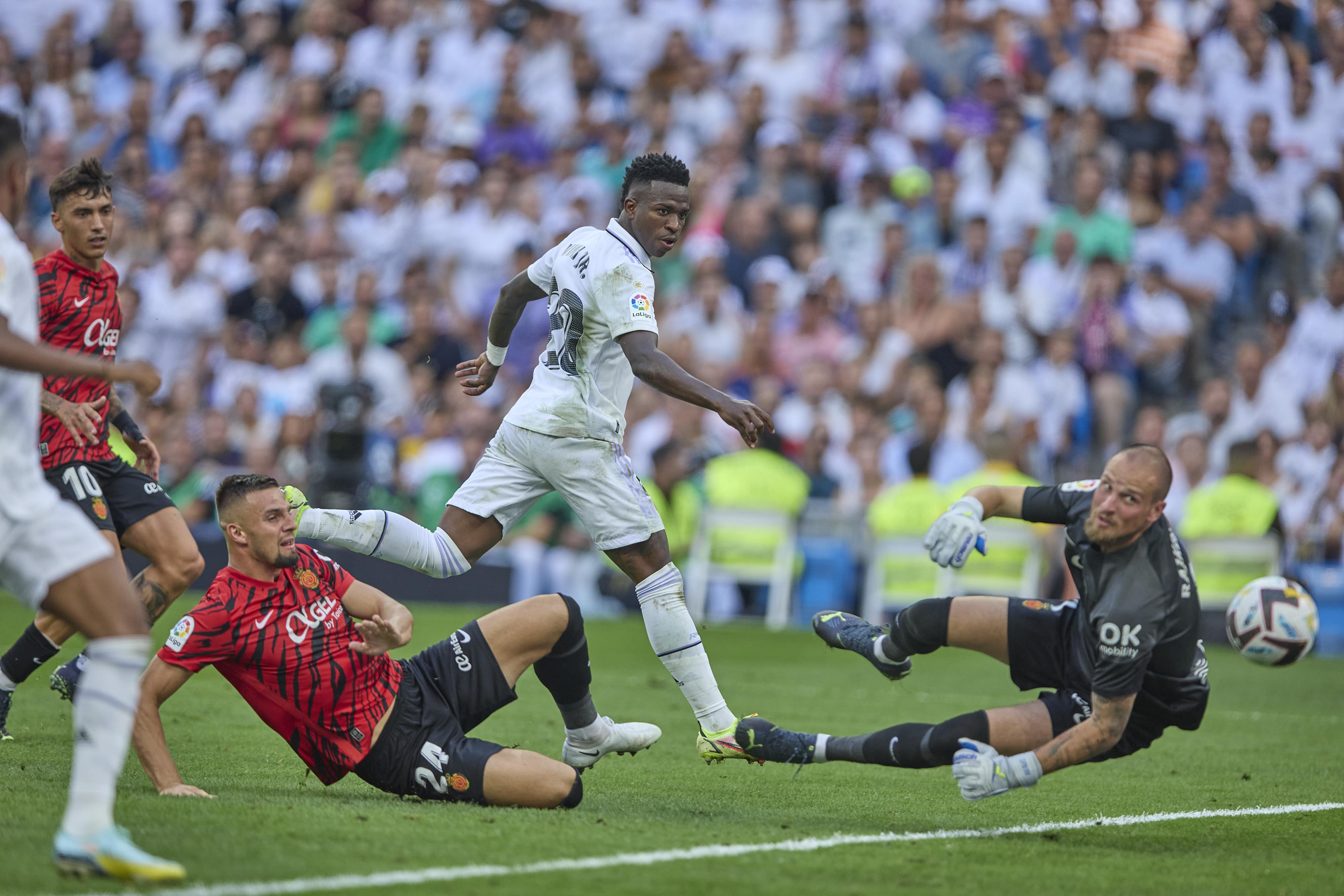 Com poss&iacute;vel volta de Vinicius J&uacute;nior, Real Madrid busca se isolar na lideran&ccedil;a da La Liga