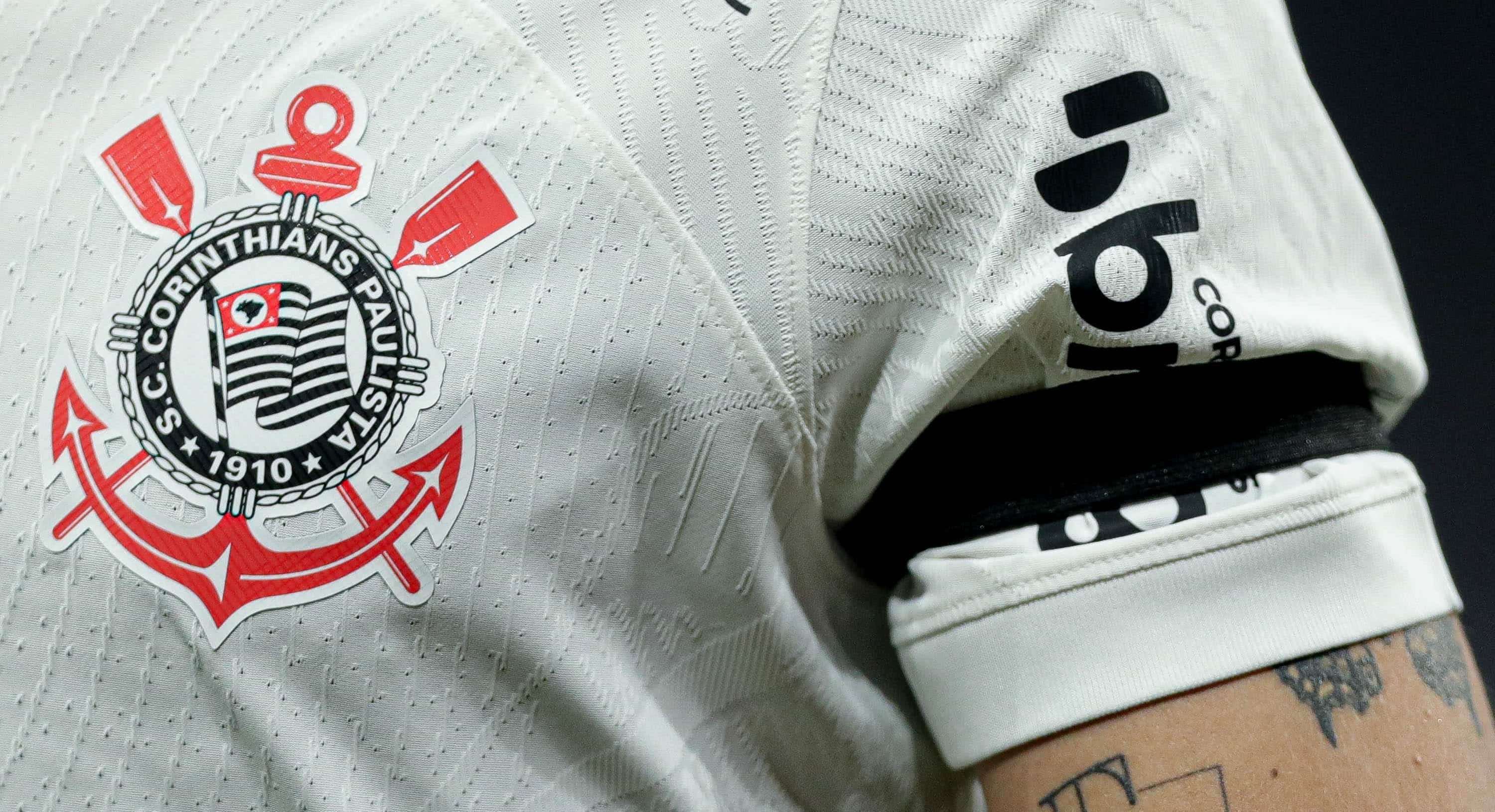 Corinthians fecha maior patroc&iacute;nio m&aacute;ster da hist&oacute;ria do futebol brasileiro com casa de apostas