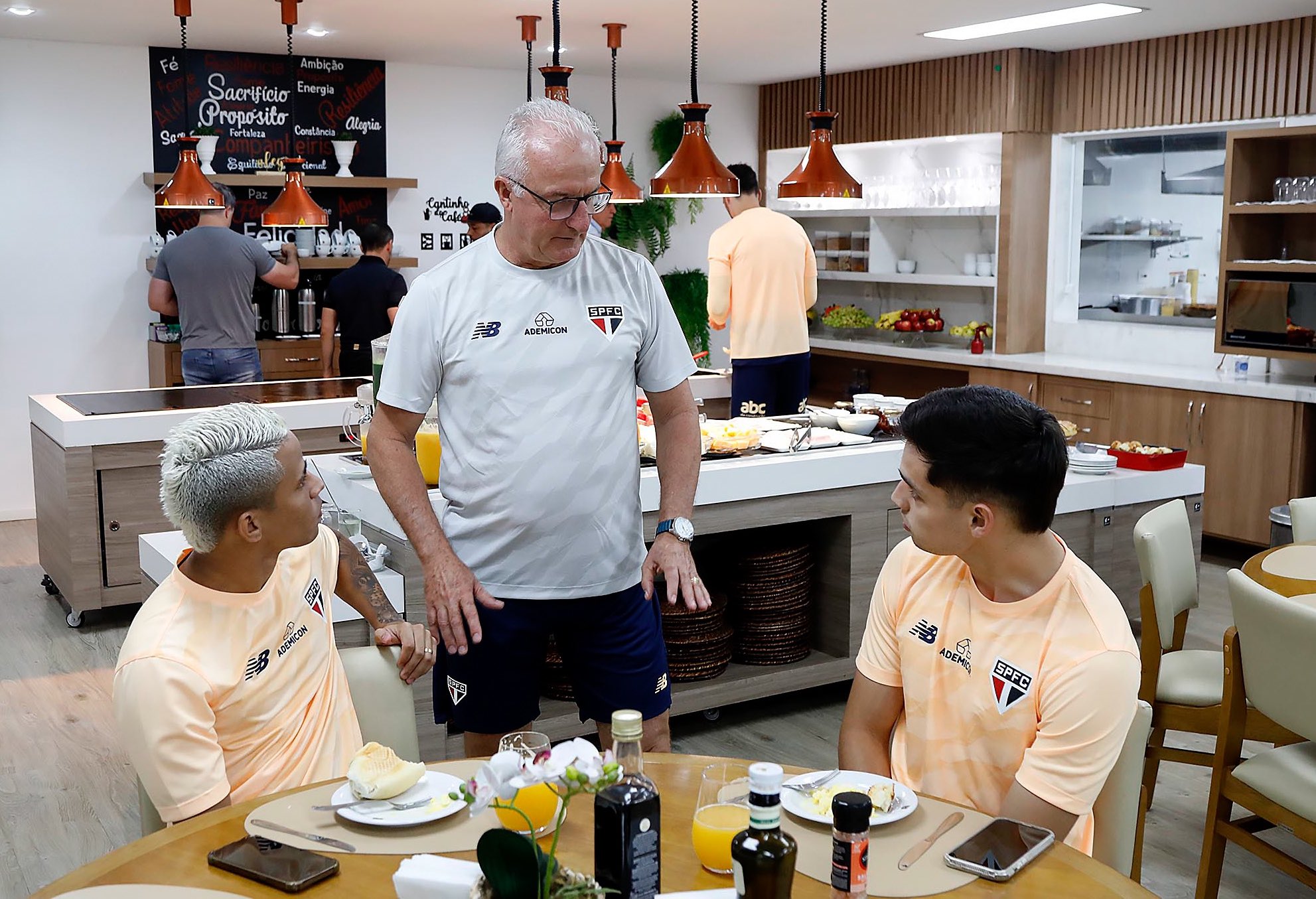 Bobadilla mal chegou e j&aacute; mostrou que sabe o que precisa fazer para ser titular no S&atilde;o Paulo