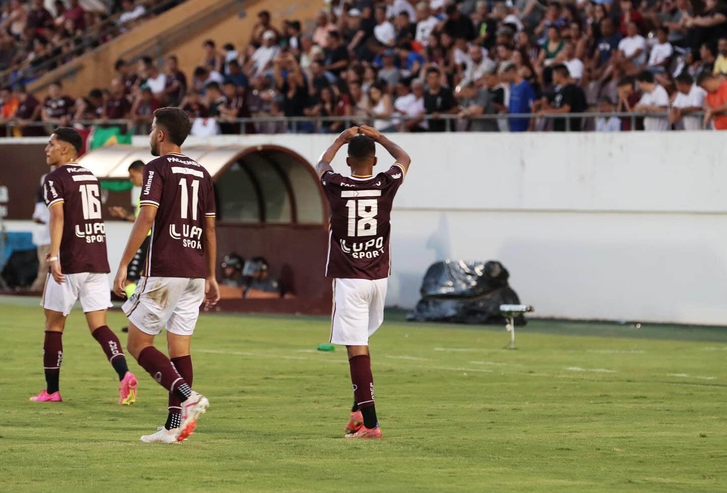 J&aacute; classificado, S&atilde;o Paulo sofre dois gols em dez minutos e perde para a Ferrovi&aacute;ria na Copinha