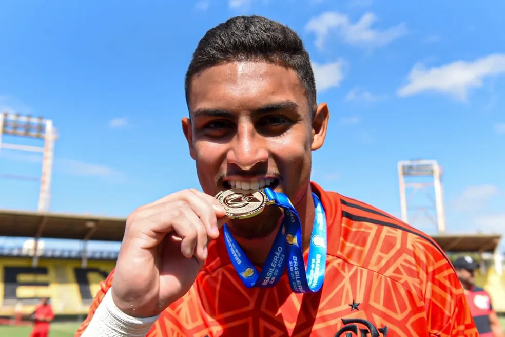 No Flamengo, Dyogo Alves e Z&eacute; Welinton t&ecirc;m objetivos parecidos e muito a provar na Copinha 2024