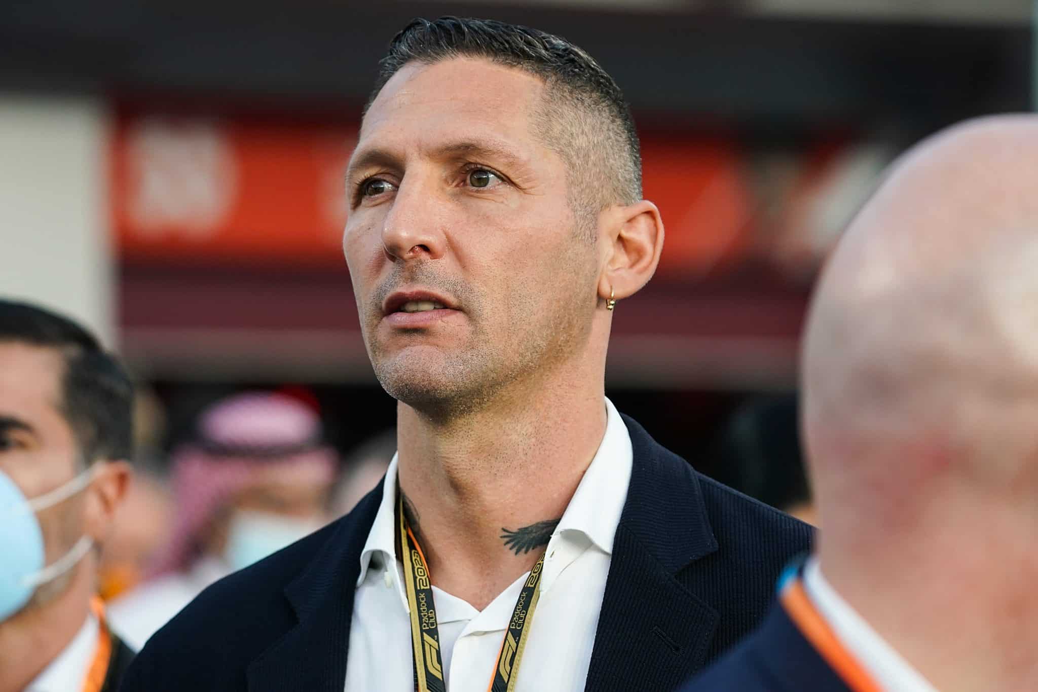 &lsquo;Tenho de pedir desculpas pelo que fiz em 2007&rsquo;: Materazzi se lembra de Riva