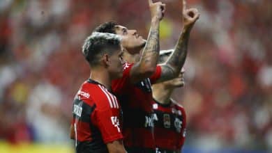 Um forte e coeso Flamengo goleia o Audax na estreia do Carioca, para festa da torcida em Manaus