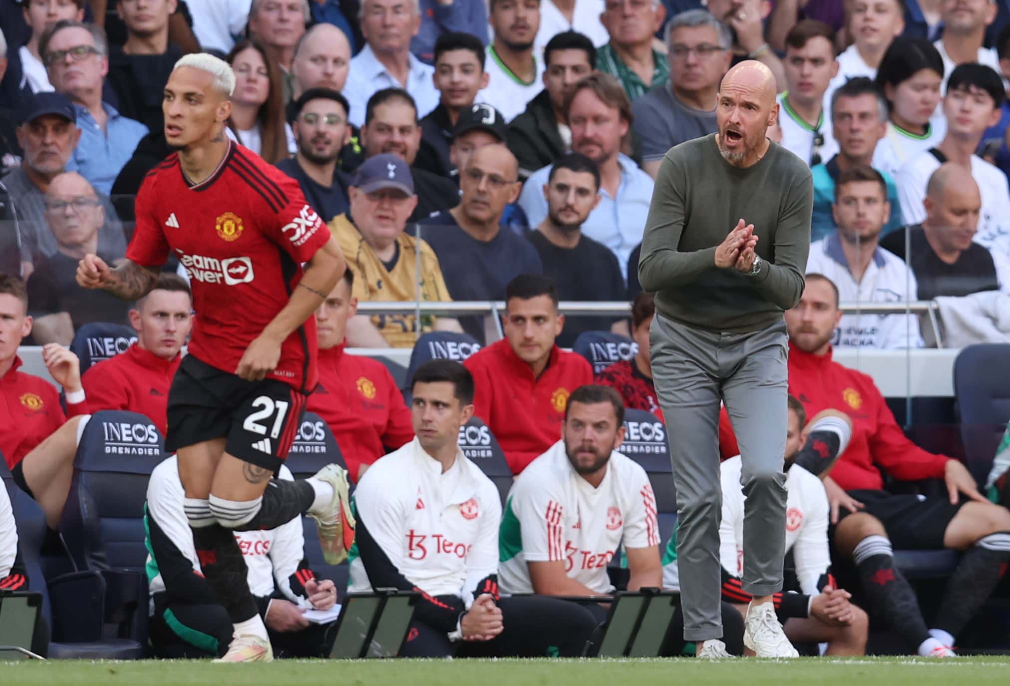 Ten Hag acertou ao dar pux&atilde;o de orelha em Antony e explicar o mau momento do brasileiro no United