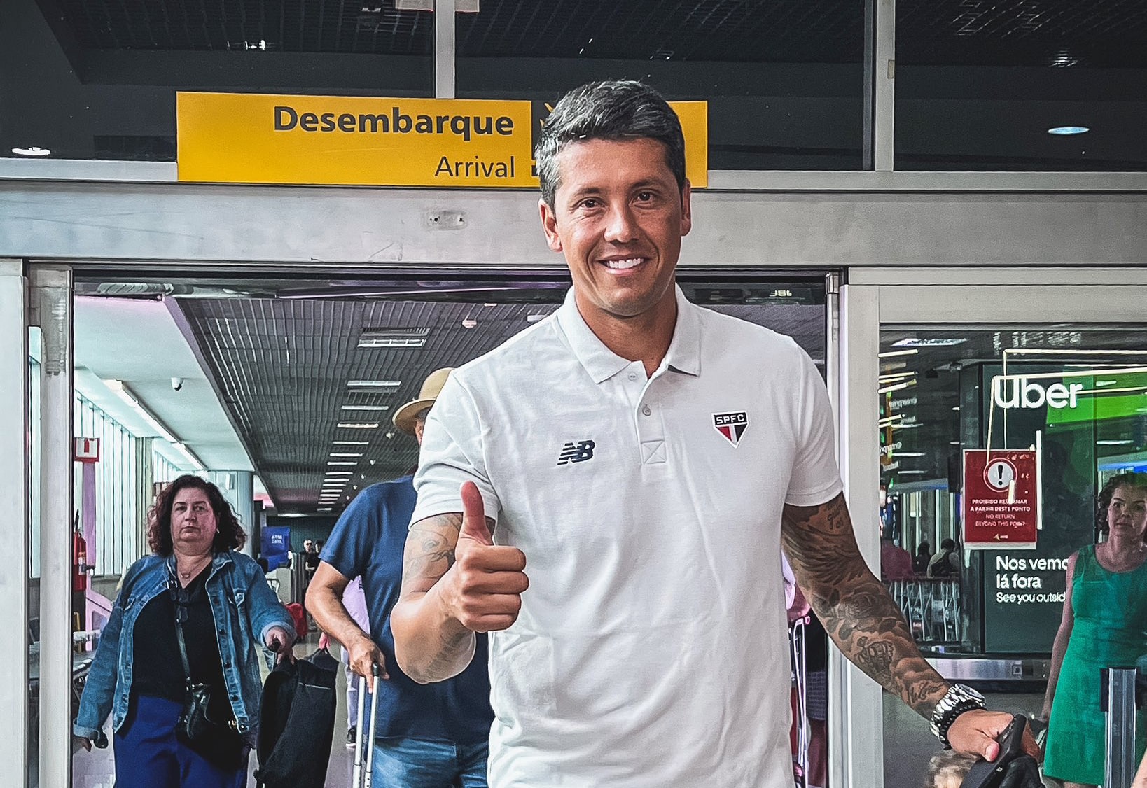 Carpini inicia trabalho no S&atilde;o Paulo com miss&atilde;o de ajustar time em uma semana para estreia