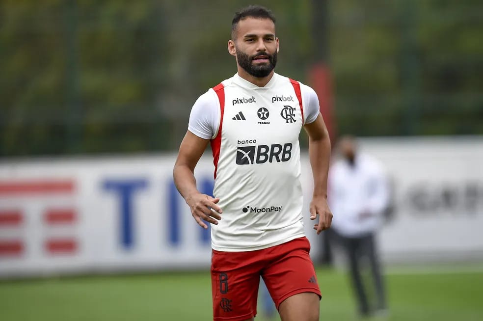 Thiago Maia e Matheuzinho podem refor&ccedil;ar o Flamengo no Carioca mesmo com poss&iacute;veis sa&iacute;das