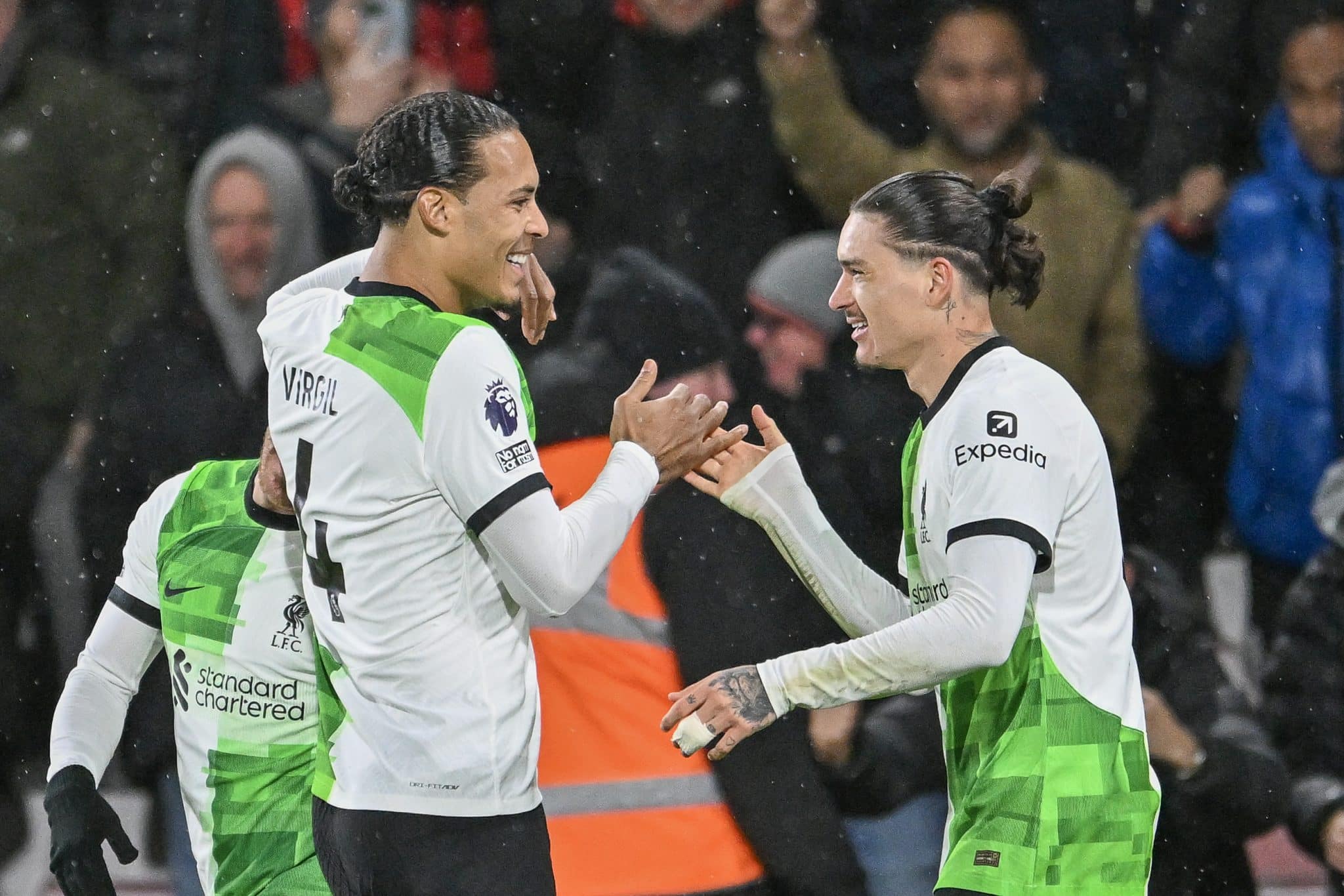 O l&iacute;der Liverpool supera os desfalques (de novo) e o Bournemouth para vencer mais uma na Premier League