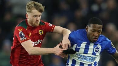 Brighton domina a posse de bola, Wolves contra-atacam, e no fim o placar n&atilde;o muda em jogo da Premier League