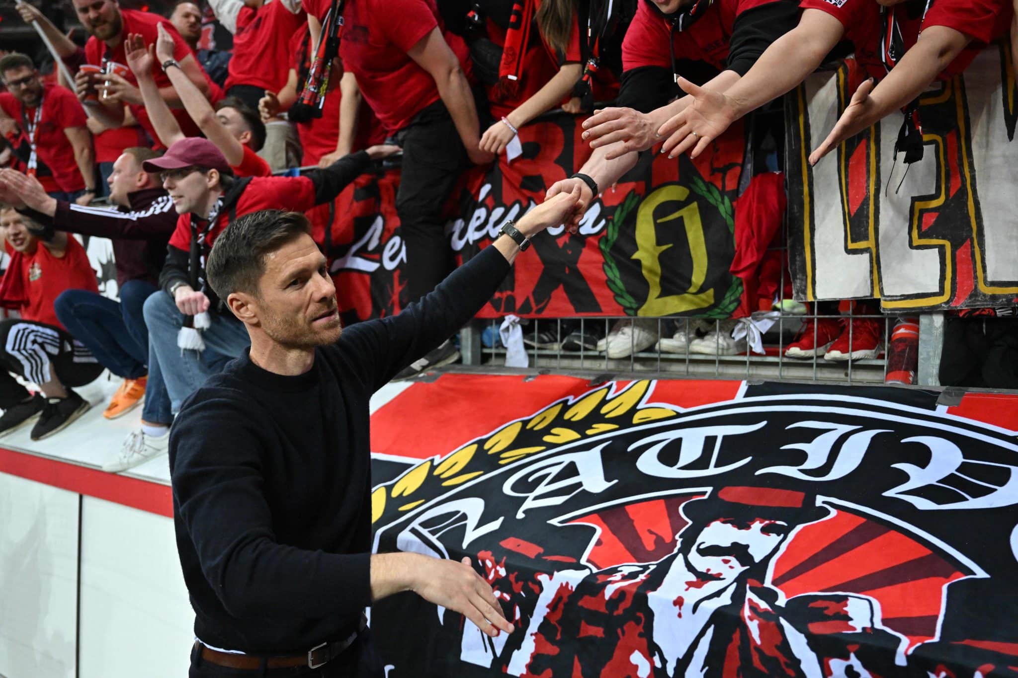 Deus no c&eacute;u e Xabi Alonso na Terra: a cren&ccedil;a quase religiosa que move o Leverkusen