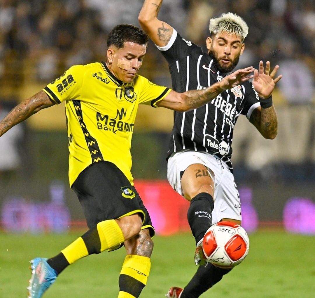 Corinthians &eacute; mais do que ap&aacute;tico jogando com um a mais, cai para S&atilde;o Bernardo e estoura crise precoce no ano