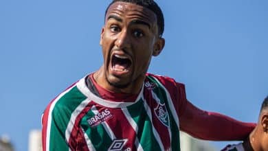Fluminense busca zagueiro canhoto no mercado, mas tem op&ccedil;&otilde;es em Xer&eacute;m