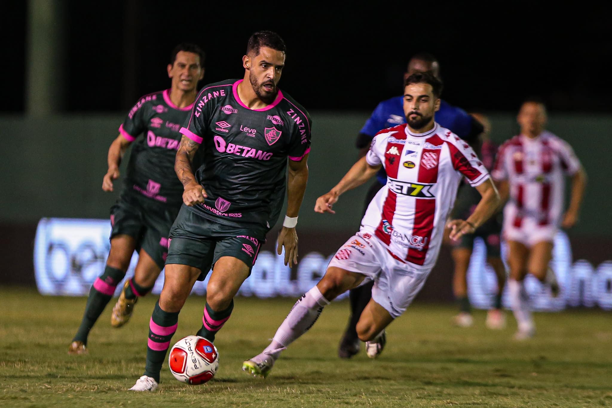 Renato Augusto mostrou qualidade de sobra e o Fluminense goleou o Bangu no Campeonato Carioca - Foto: Marcelo Gon&ccedil;alves/Fluminense FC