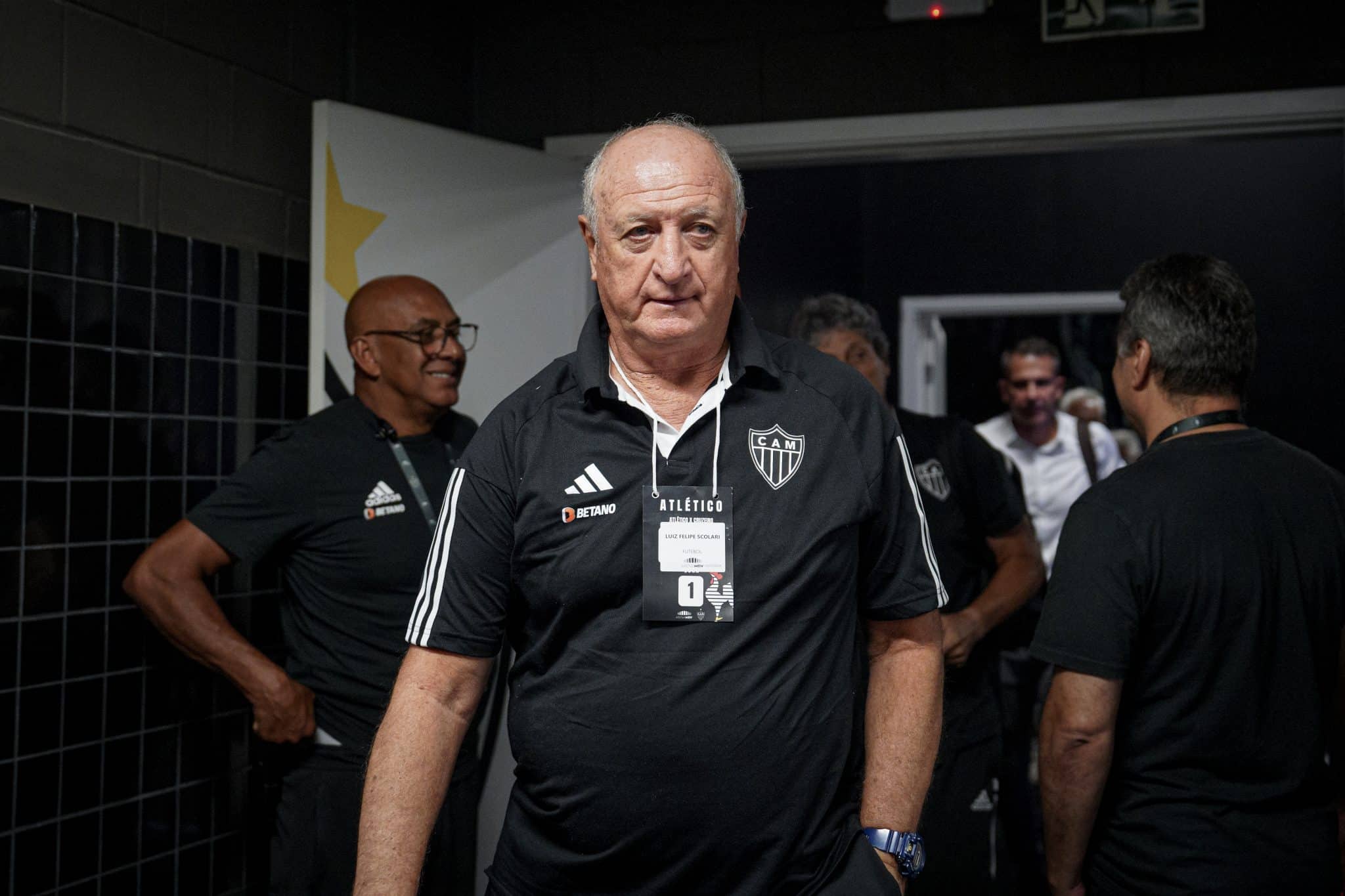 Derrota com gol de jovem da base do Cruzeiro &eacute; soco no est&ocirc;mago de Felip&atilde;o e do planejamento do Atl&eacute;tico-MG